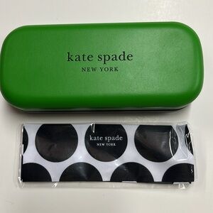 KATE SPADE NWT Green/Black Clamshell Case w/ Sealed Micro Cloth Gifts/Office/Car
